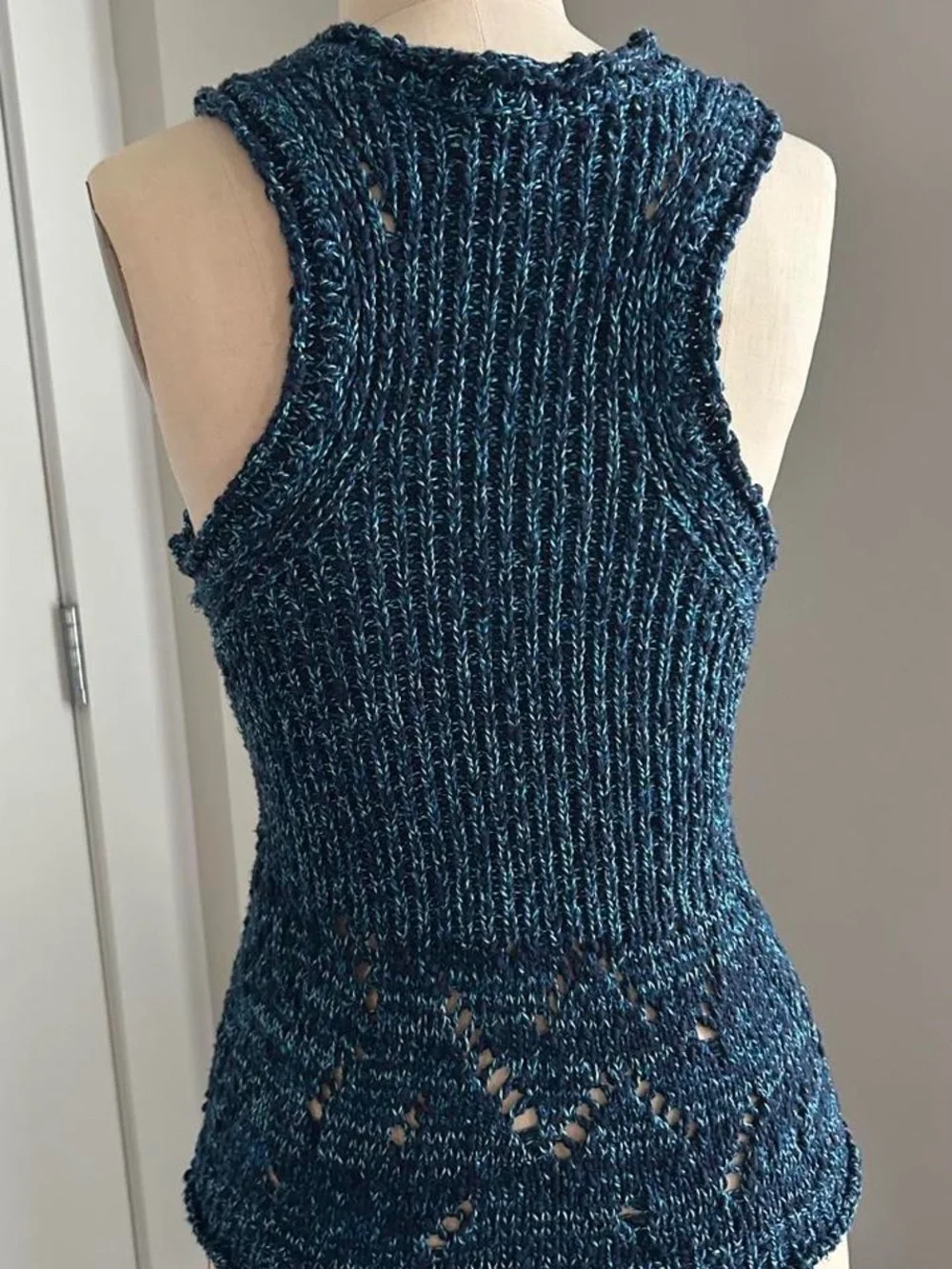 Anthropologie Blue Stitched Sweater Knit crochet Tank Top - Navy Blue XXS